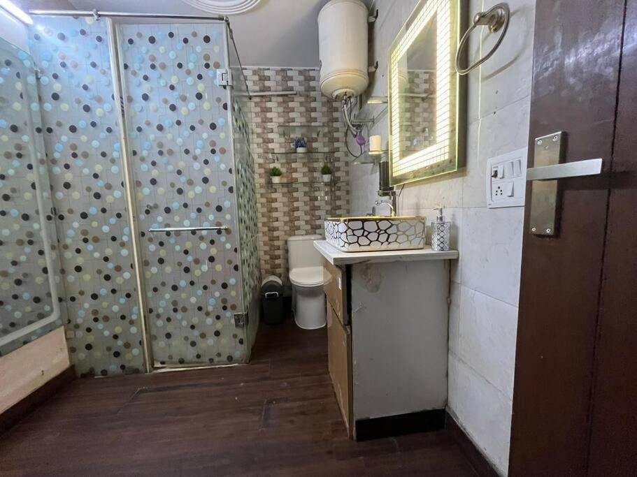 Sufiyana सादा परन्तु सुन्दर 2 Apartment New Delhi